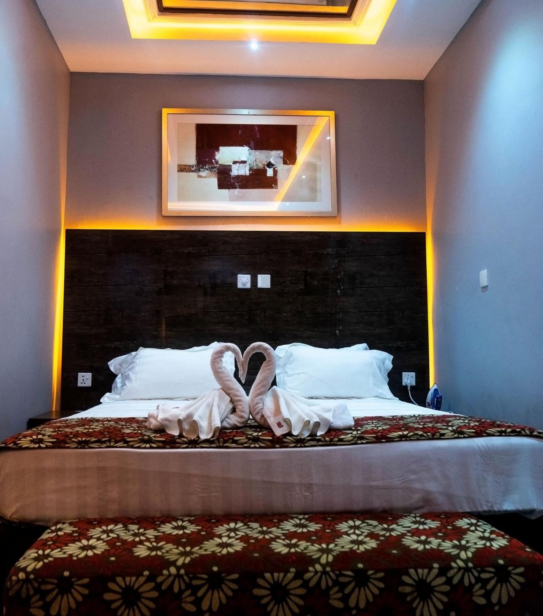 Grand Casamora Hotel Ogbodjo Bagian luar foto