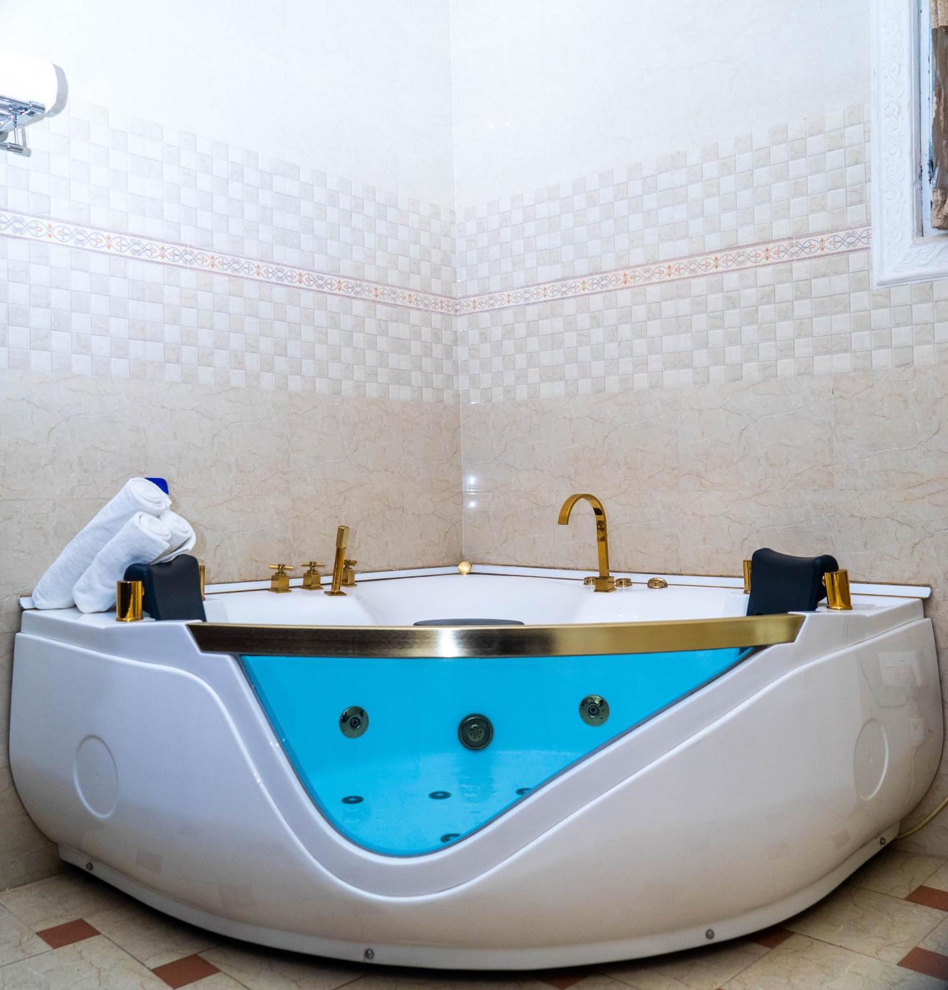 Grand Casamora Hotel Ogbodjo Bagian luar foto
