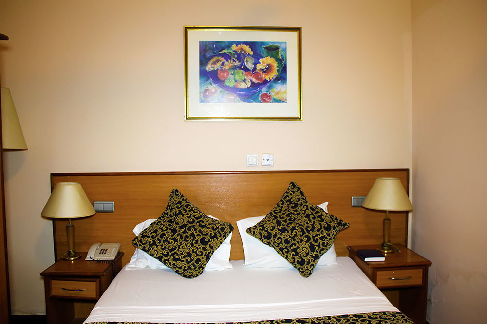 Grand Casamora Hotel Ogbodjo Bagian luar foto
