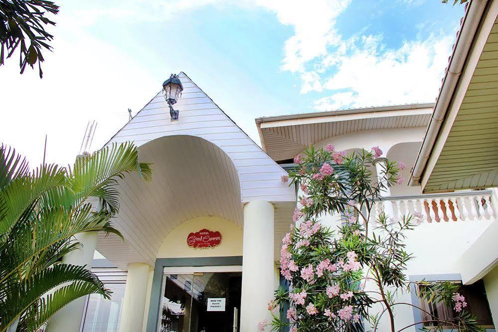 Grand Casamora Hotel Ogbodjo Bagian luar foto
